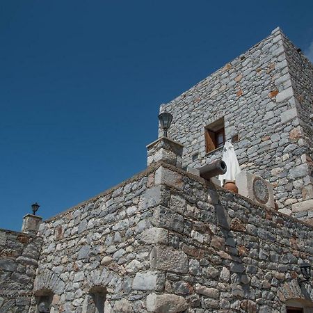 Charouda Stone Tower Apartment Pyrgos Dirou ภายนอก รูปภาพ