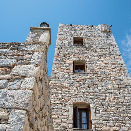Charouda Stone Tower Apartment Pyrgos Dirou ภายนอก รูปภาพ