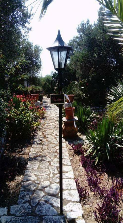 Charouda Stone Tower Apartment Pyrgos Dirou ภายนอก รูปภาพ