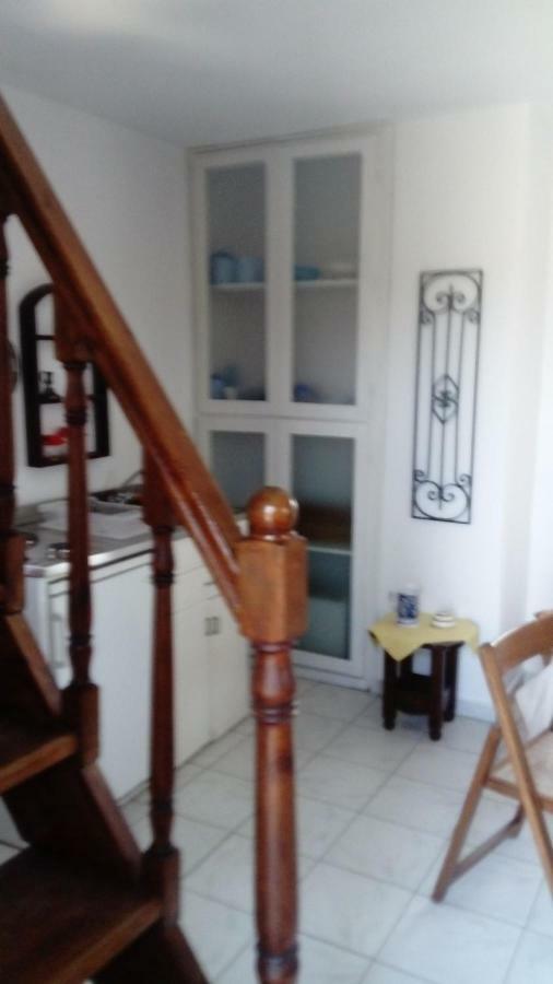 Charouda Stone Tower Apartment Pyrgos Dirou ภายนอก รูปภาพ