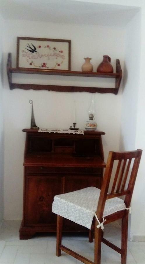 Charouda Stone Tower Apartment Pyrgos Dirou ภายนอก รูปภาพ